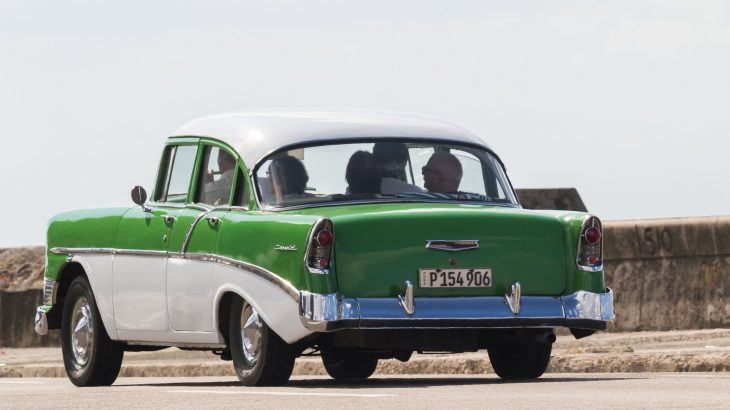 vintage-cars-in-havana-cuba