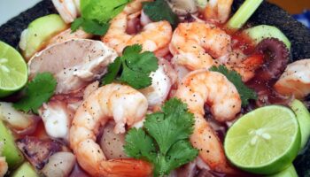 delicious-fresh-seafood-aruba