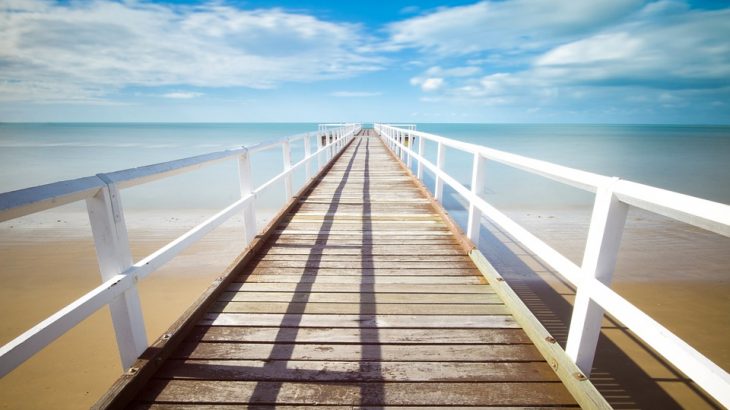 boardwalk-to-beach