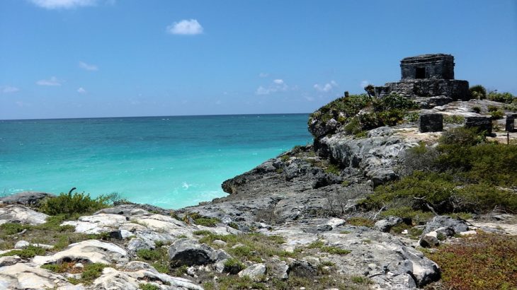 tulum-ruins-turquoise-ocean