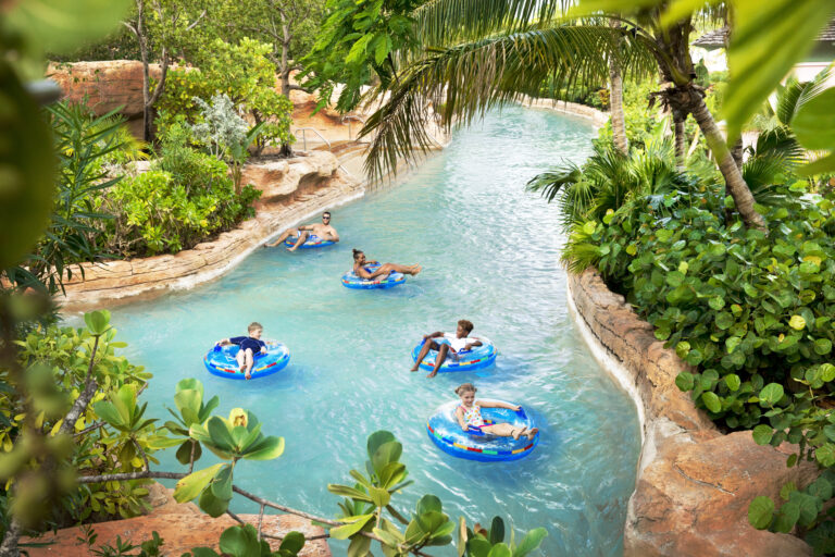 lazy-river-aquaventure-waterpark-bahamas
