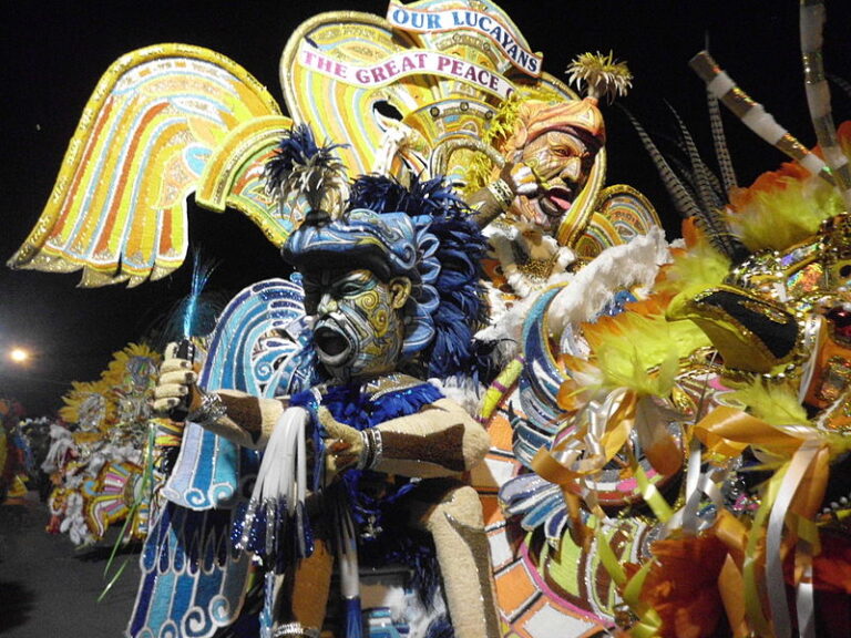 junkanoo-night-bahamas