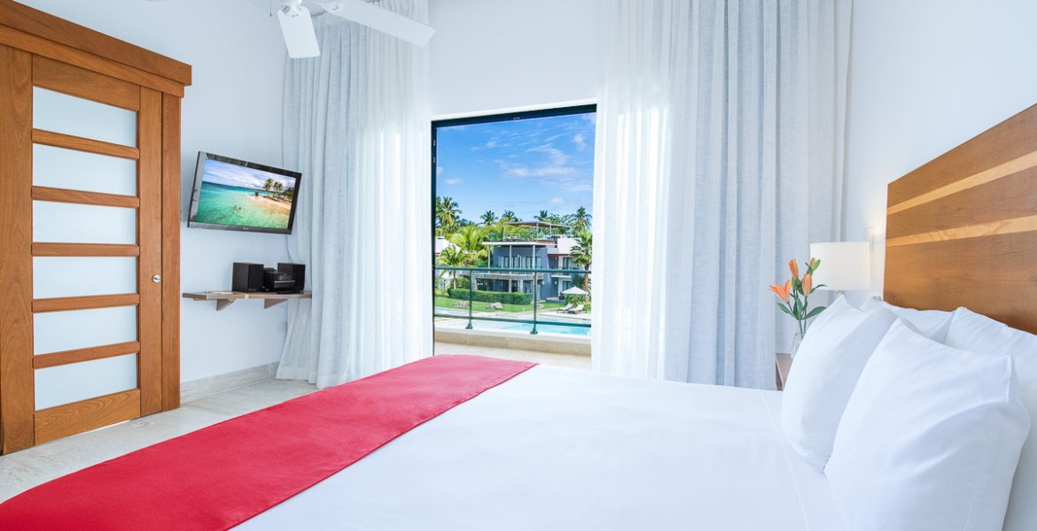 bright-one-bedroom-suite-sublime-samana-resort-dominican-republic