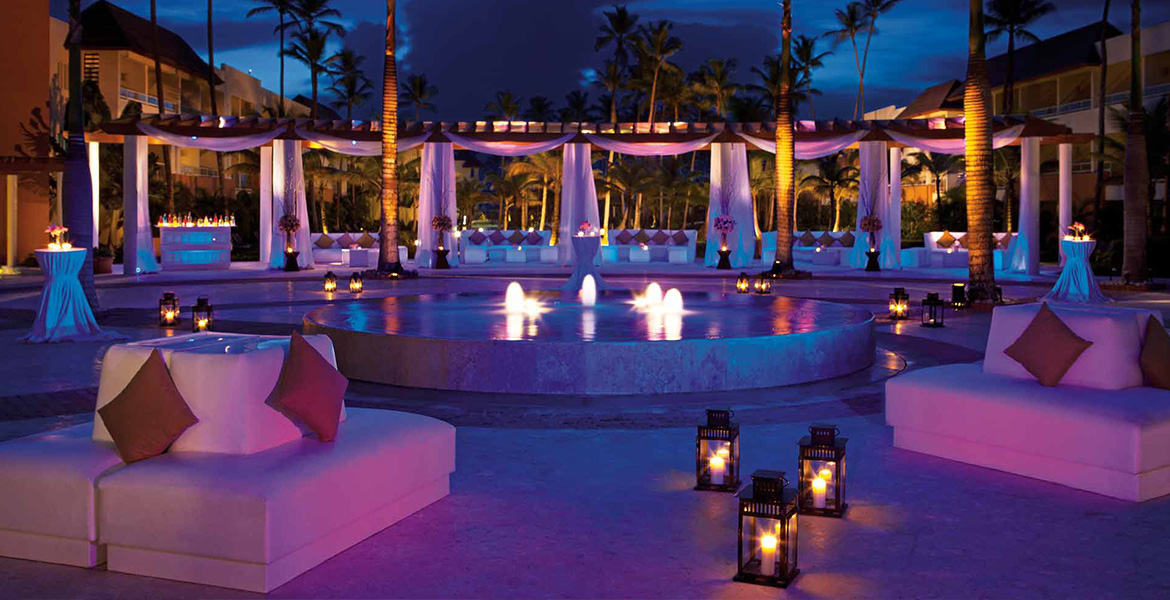 romantic-lighting-pool-secrets