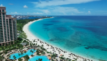 aerial-view-paradise-island-bahamas
