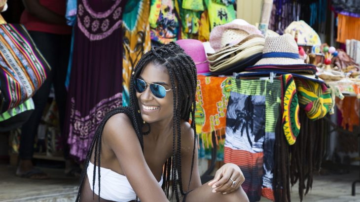 nassau-straw-market-bahamas