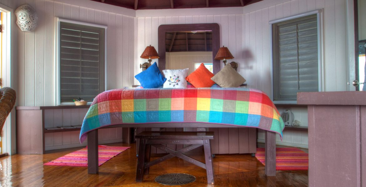 colorful-bed-spread-compass-point-room