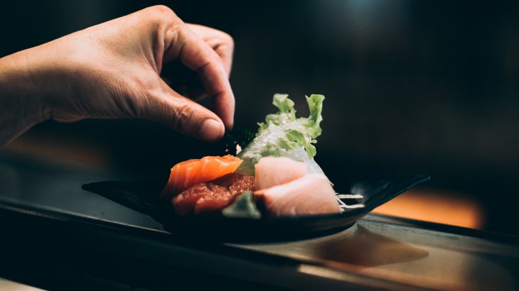 fancy-sushi-hand