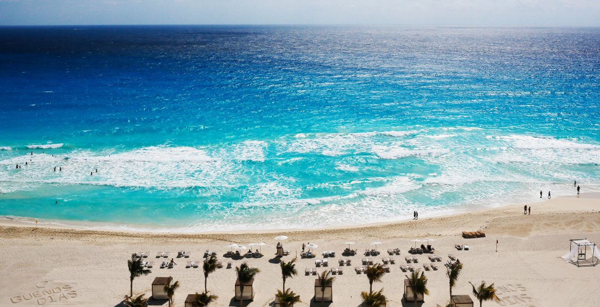 aerial-view-beach-le-blanc-spa-cancun