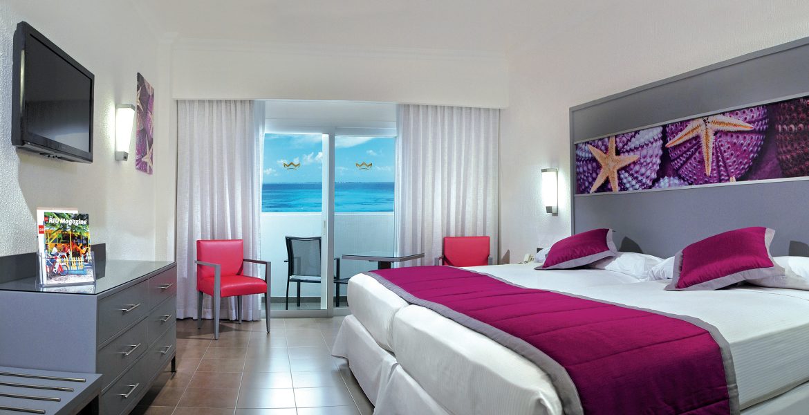 hotel-riu-cancun