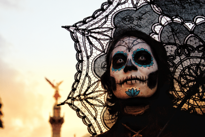 skull-face-paint-dia-de-los-muertos-mexico-city