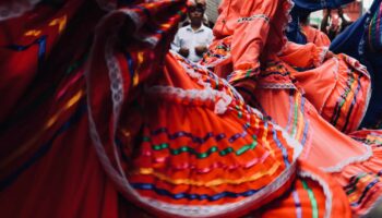 red-dance-skirt-mexico