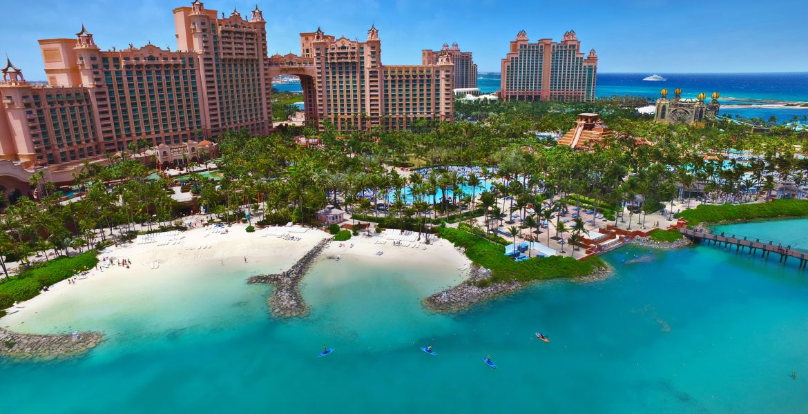 aerial-view-atlantis-paradise-island