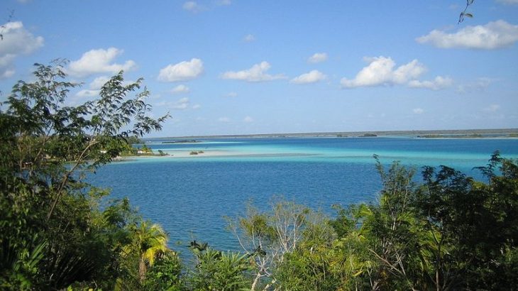 bacalar-lagoon-mexico