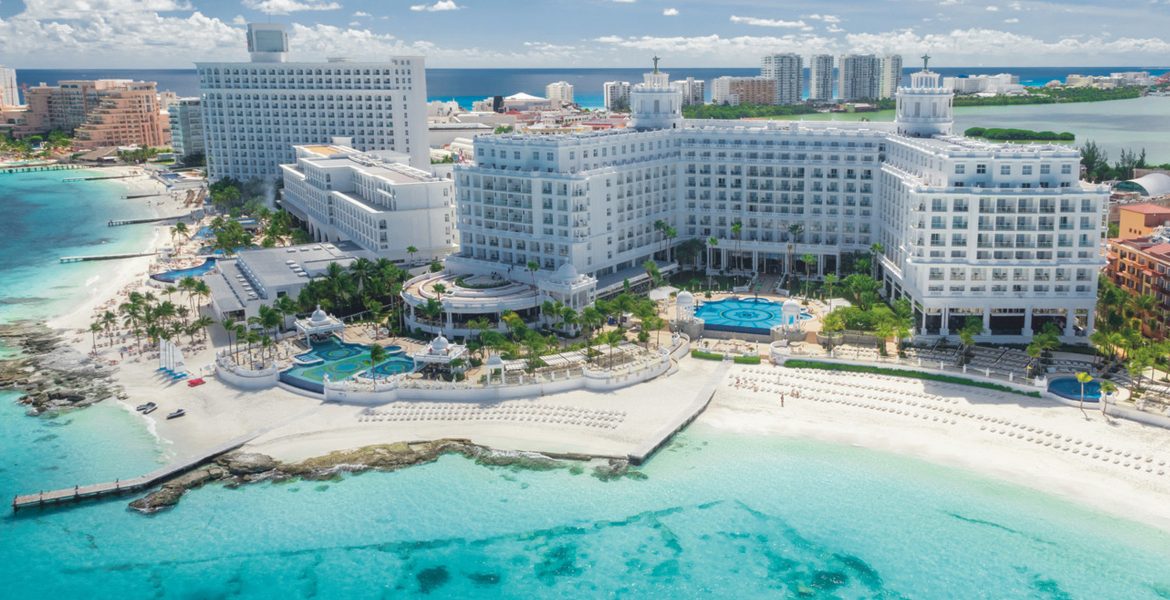 hotel-riu-palace-las-americas-cancun-mexico