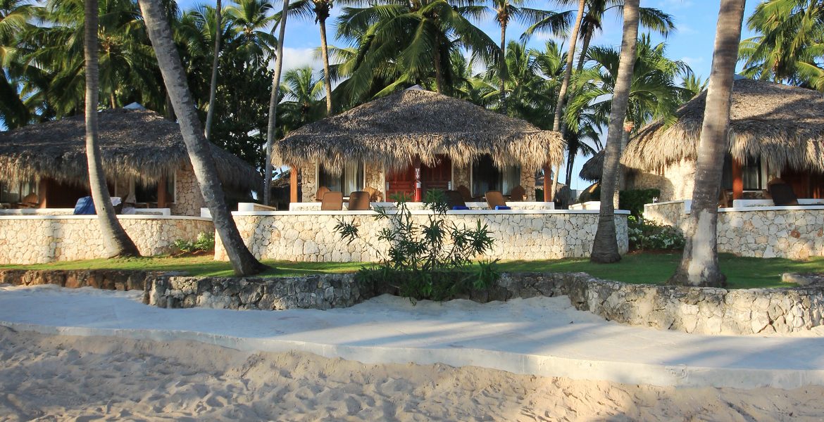 hut-viva-wyndham-dominicus-beach-dominican-republic