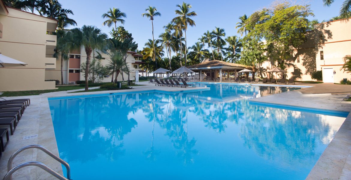 pool-viva-wyndham-dominicus-beach-dominican-republic