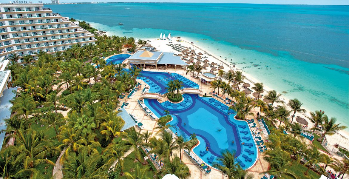 hotel-riu-caribe-cancun-mexico-resort