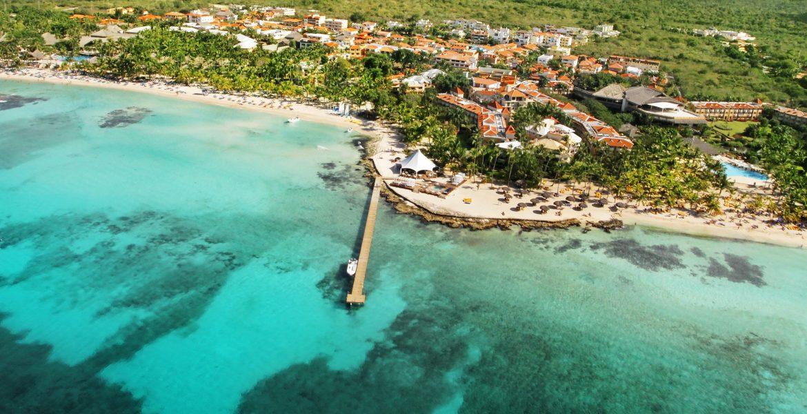 aerial-view-viva-wyndham-dominicus-beach