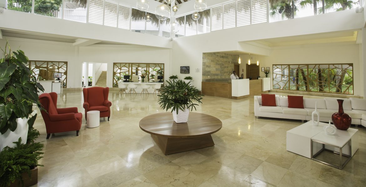 lobby-viva-wyndham-v-heavens-dominican-republic