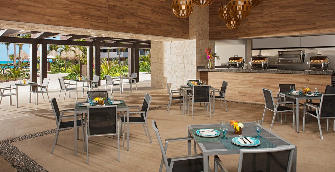 dining-dreams-sands-cancun-resort