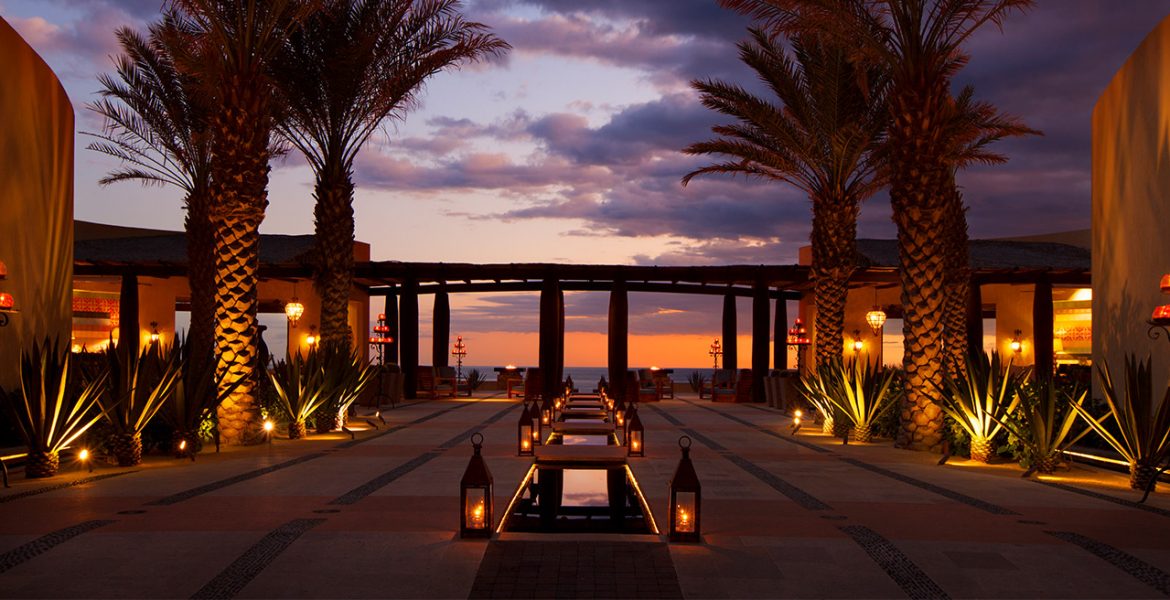 the-resort-at-pedregal-hotel-image