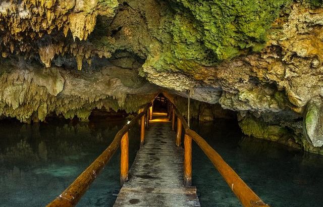 bridge-cenote-chaak-tun-playa-del-carmen-mexico