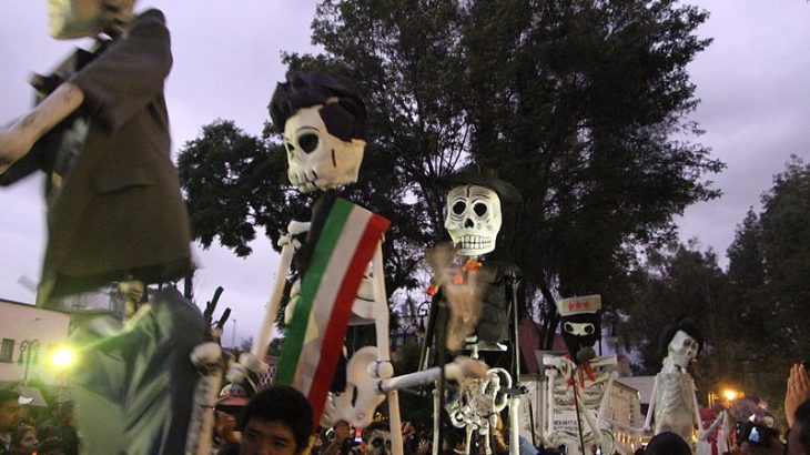 day-dead-parade-mexico