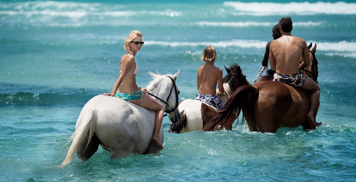 horseback-riding-ocean-jamaica