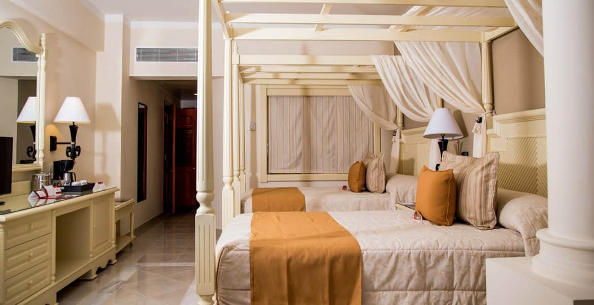 room-luxury-bahia-principe-runaway-bay-resort-jamaica