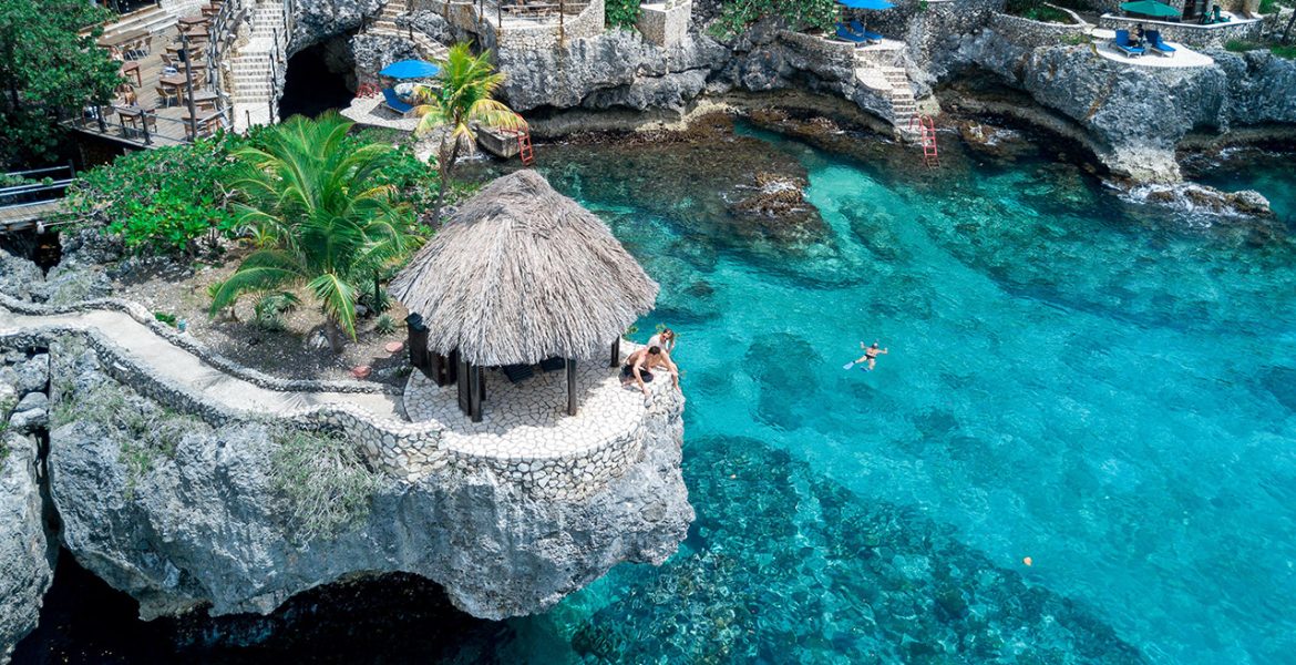 rockhouse-hotel-negril-jamaica-cliffside-villas-turquoise-water