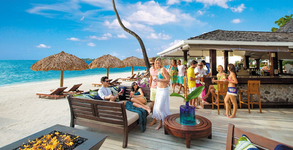 beach-bar-sandals-negril-resort-jamaica