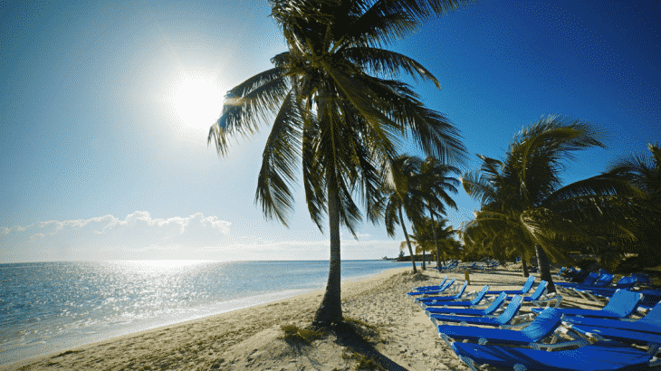 beach-loungers-coco-cay-bahamas