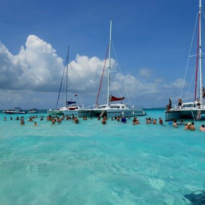 How to Enjoy Grand Cayman on a Budget