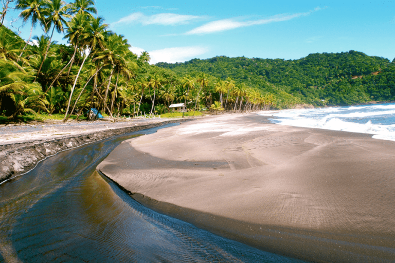 rosalie-bay-beach-dominica-black-sand