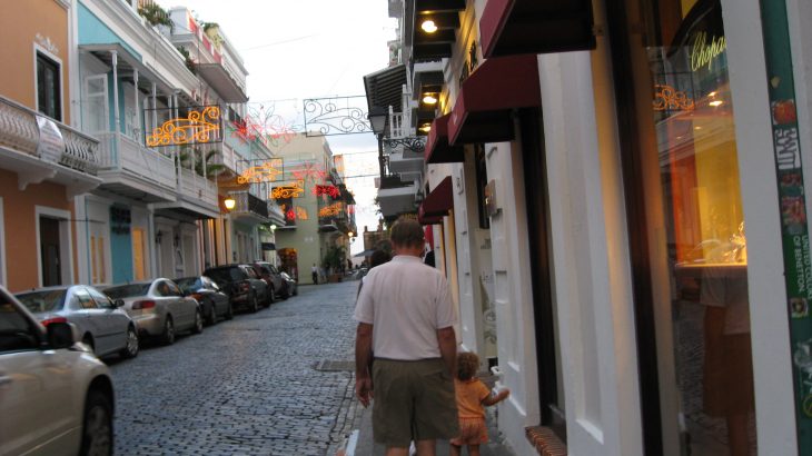 thanksgiving-shopping-puerto-rico