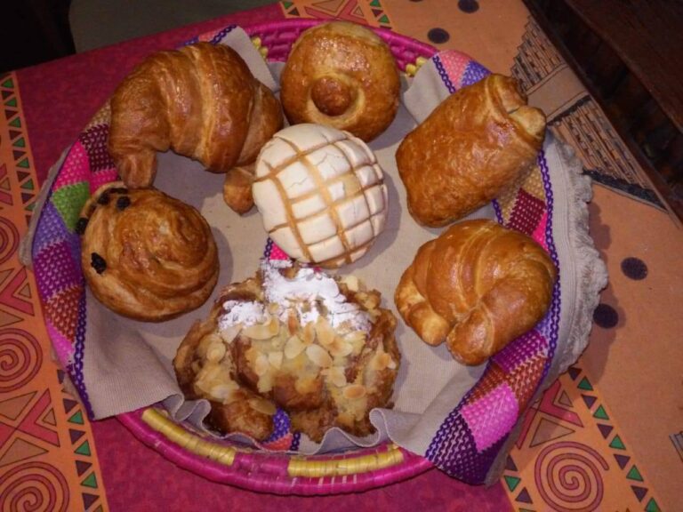 pastries-le-bistro-restaurant-tulum