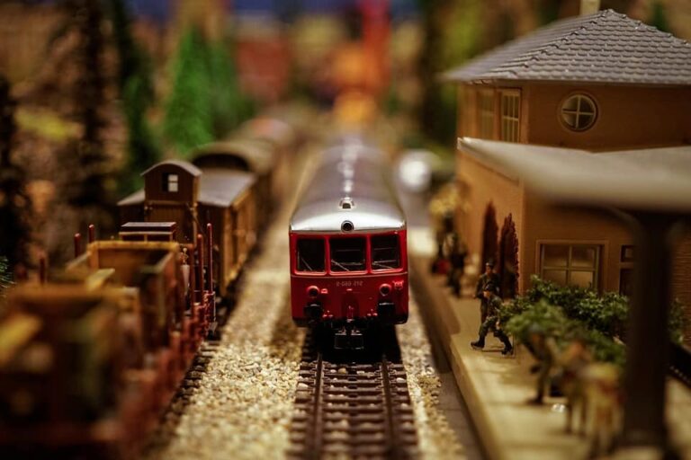 model-train