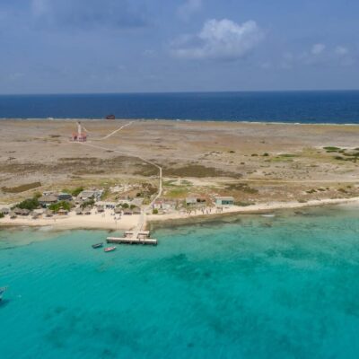 This Uninhabited Island Near Curaçao Offers the Perfect Getaway