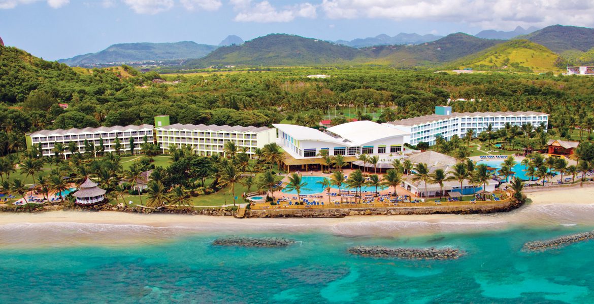 aerial-view-turquoise-water-white-resort