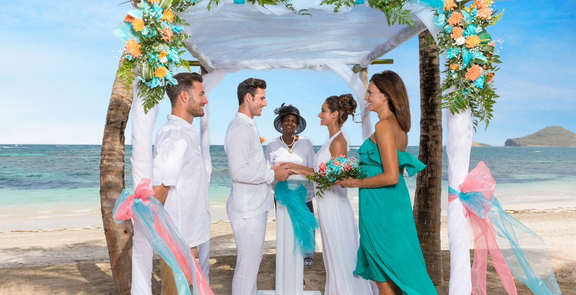 marriage-ceremony-photos-beach