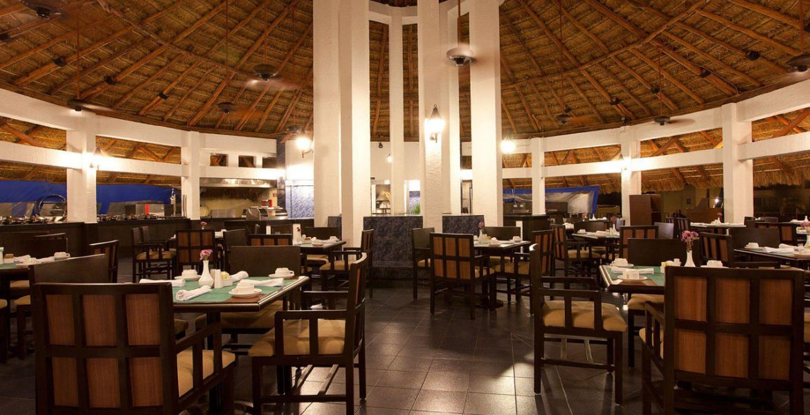 hotel-dining-room-dark-wood-furniture