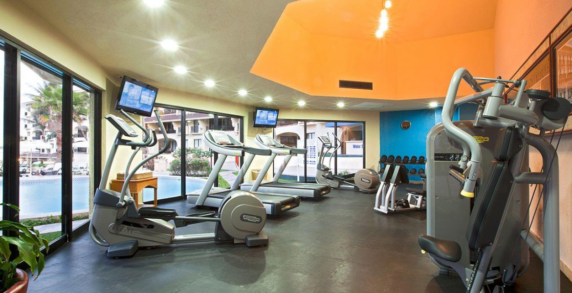 gym-treadmills-facing-windows