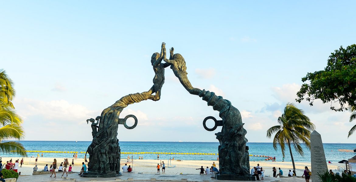 playa-del-carmen-mermaid-arch-beach