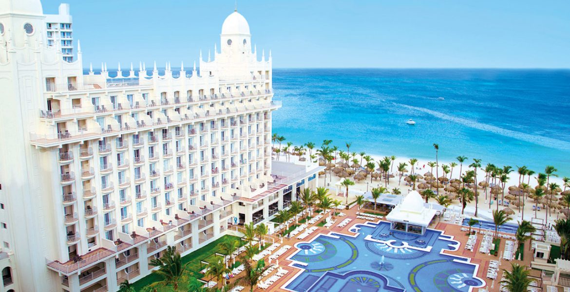 beach-hotel-aerial-view-white-building