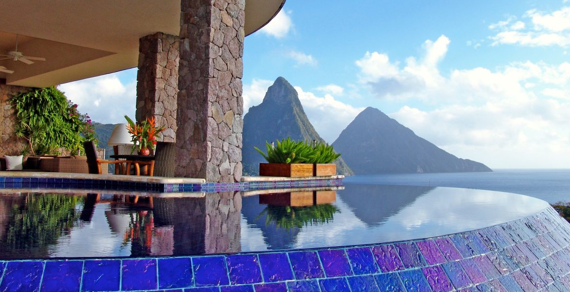 jade-mountain-resort-pool-overlooking-pitons-peaks