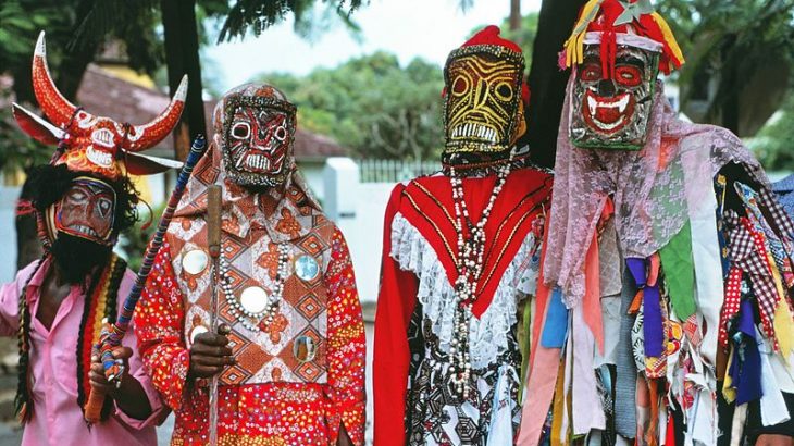 bahamas-junkanoo-costumes-masks-glitter