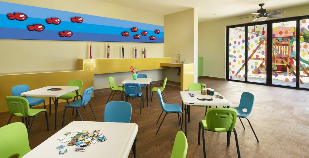 resort-kids-club-blue-green-chails-puzzle-pieces-on-table
