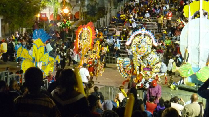 carnival-parade-costumed-dancers