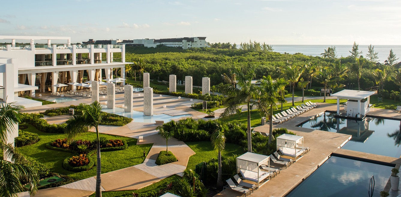 Hotel Platinum Yucat 225 N Princess Beach Hotels Amp Resorts